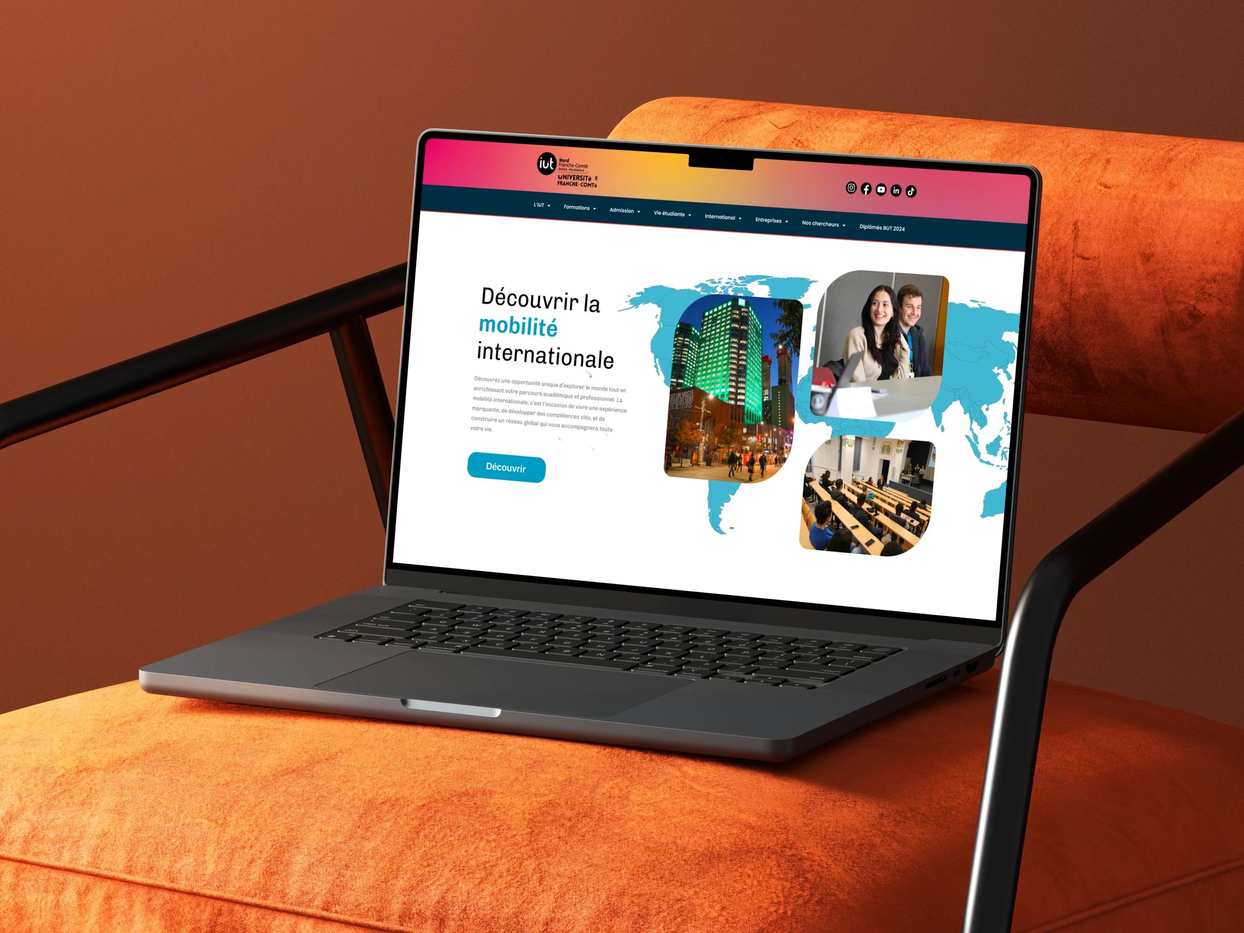 photo montrant la page web