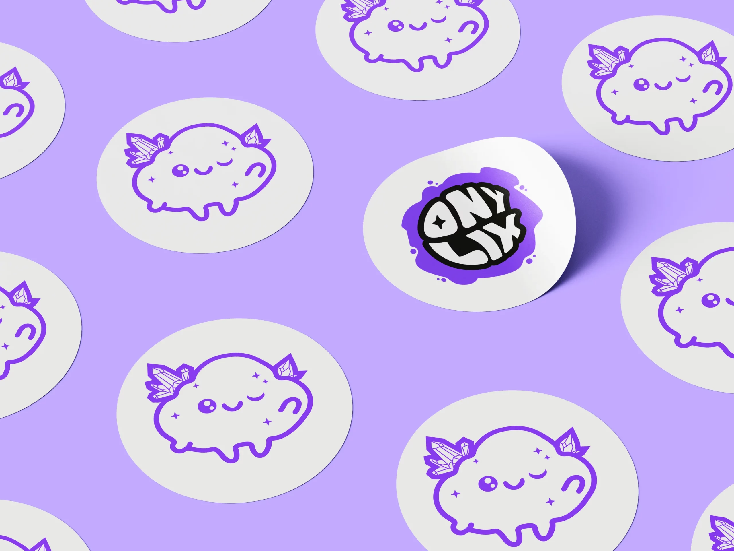 photo montrant des stickers de la mascotte