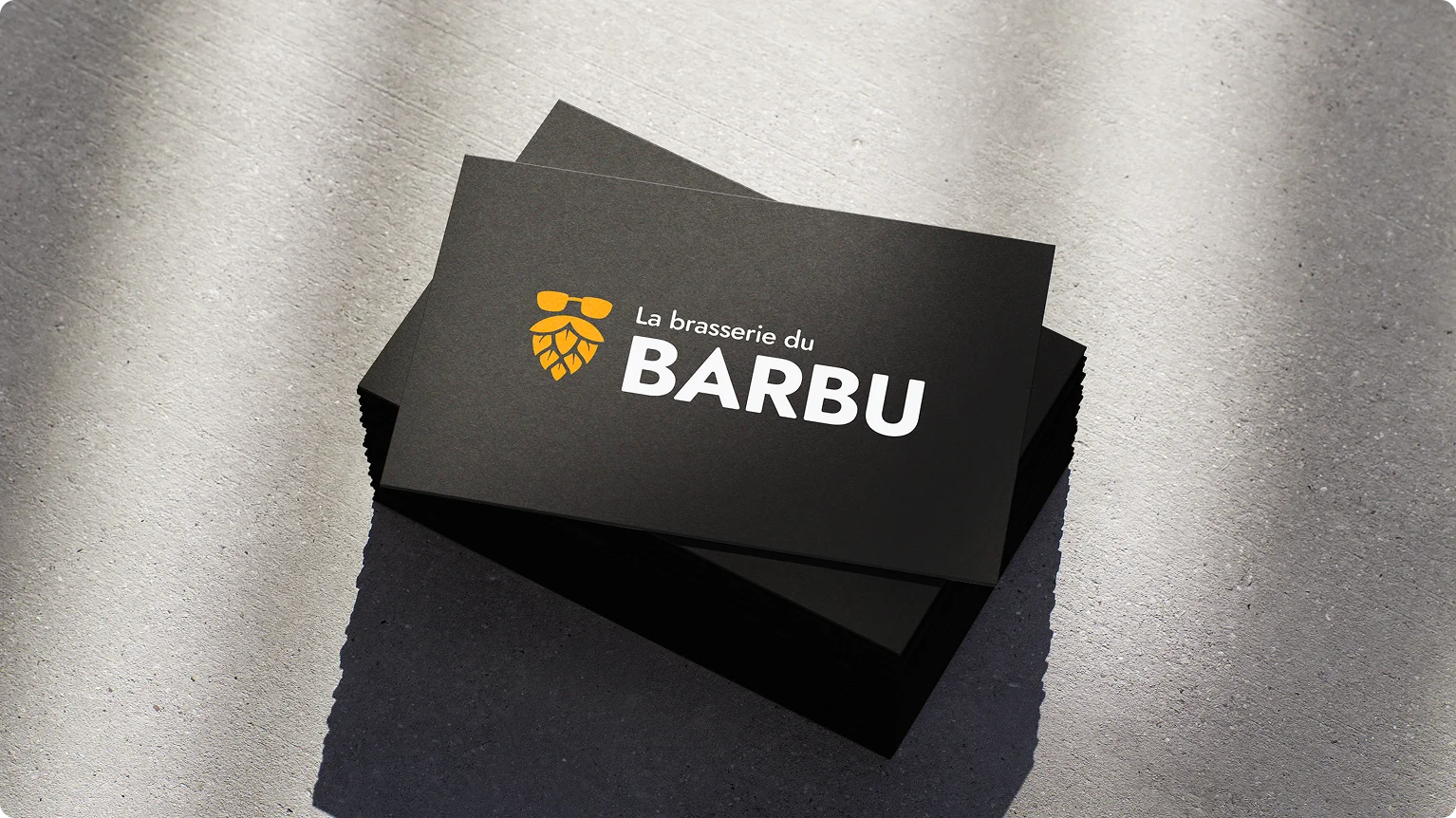 Cartes de visite noires conçues pour La Barberie du Barbu